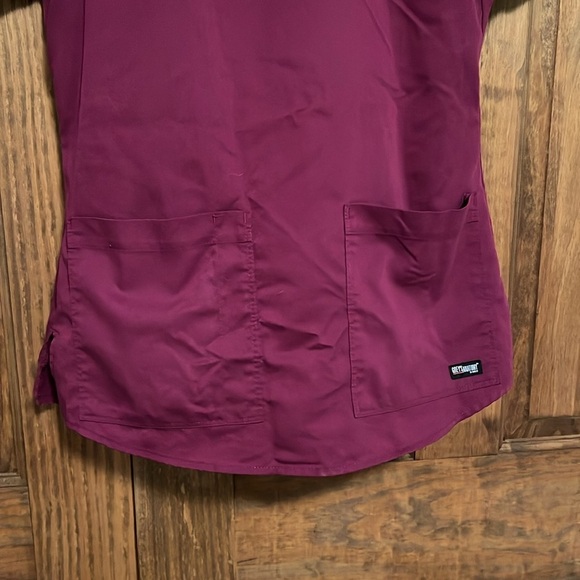 Greys Anatomy by Barco Scrubs Set Straight Leg Color Wine Size XS/S - Picture 14 of 14